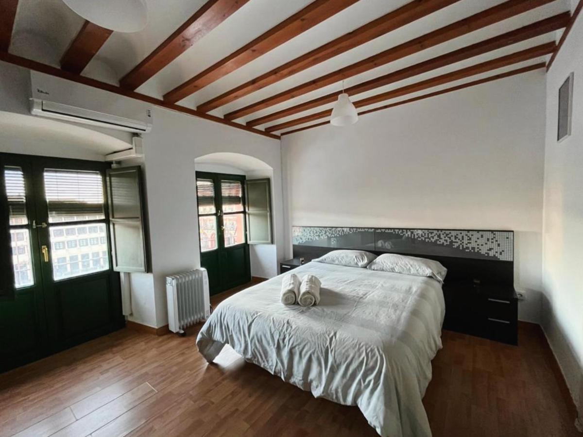 Casa En Plaza De La Corredera Con Balcon Cordoba Exterior photo