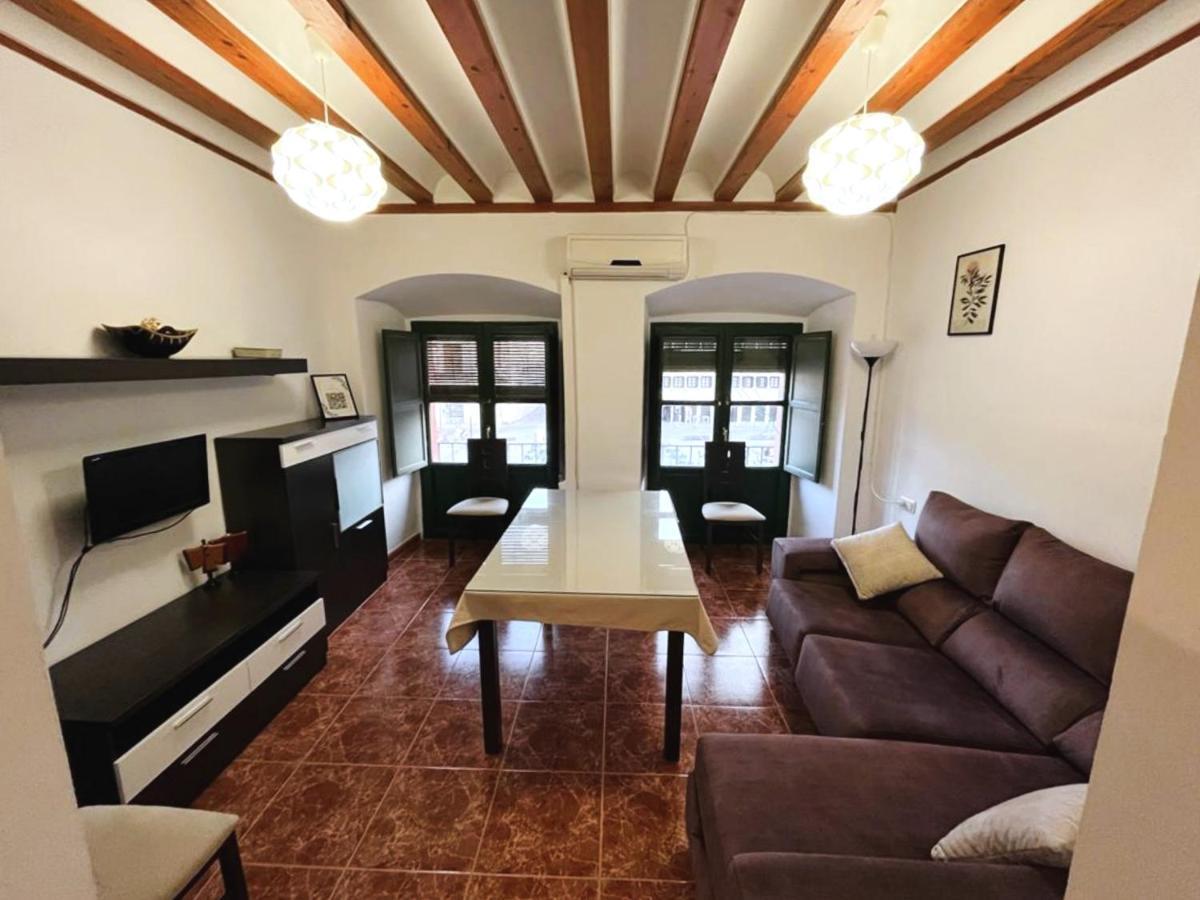 Casa En Plaza De La Corredera Con Balcon Cordoba Exterior photo